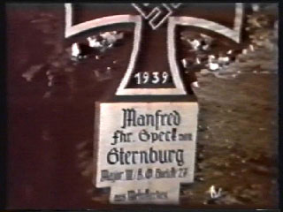 Tombe du baron Manfred Speck von Sternburg.
Tombe du baron Manfred Speck von Sternburg.